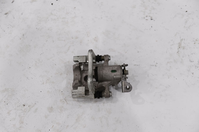 R 5 ÇIKMA YEDEK PARÇA MEGAN2 ARKA FREN MERKEZİ